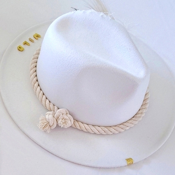 NEW GOLD WILD TULUMINATI HAT TULUM WHITE FEATHER FEDORA - Picture 3 of 3